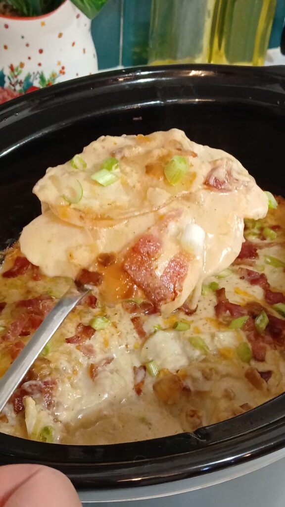 slow cooker scalloped potatoes